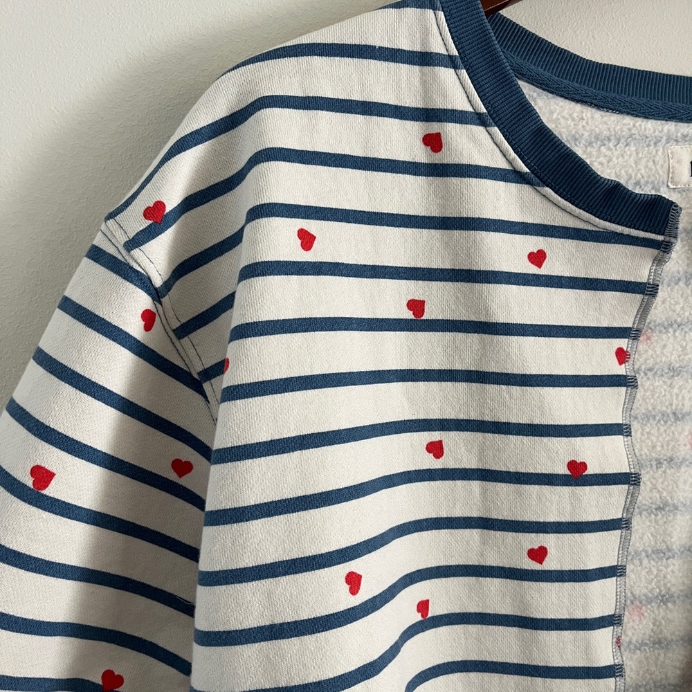 Pact Organic Cotton Custom Heart Sweatshirt Cardigan | Size Medium - Picture 2 of 5
